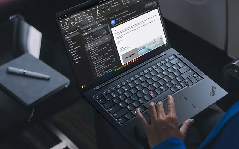 Lenovo Windows 11 AI-driven