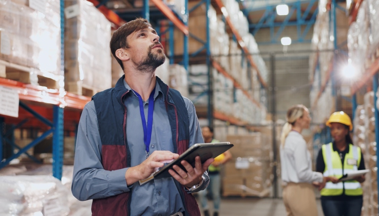 Article 5 tech predictions for 2025: How Google Cloud and AI will transform key industries Image