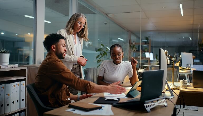 Article Gemini vs NotebookLM: Picking the right AI powerhouse for your business Image