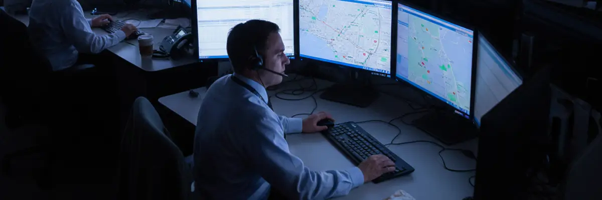 911 operator at computer