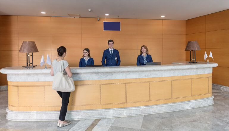 Article Hotel Chain Optimizes IT Processes, User Experience Image