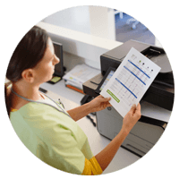 HP nurse using printer lifestyle