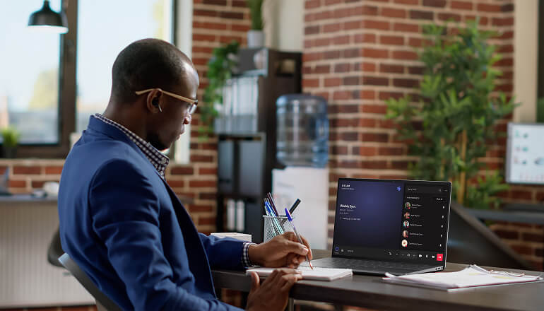 Man on dell thin client working