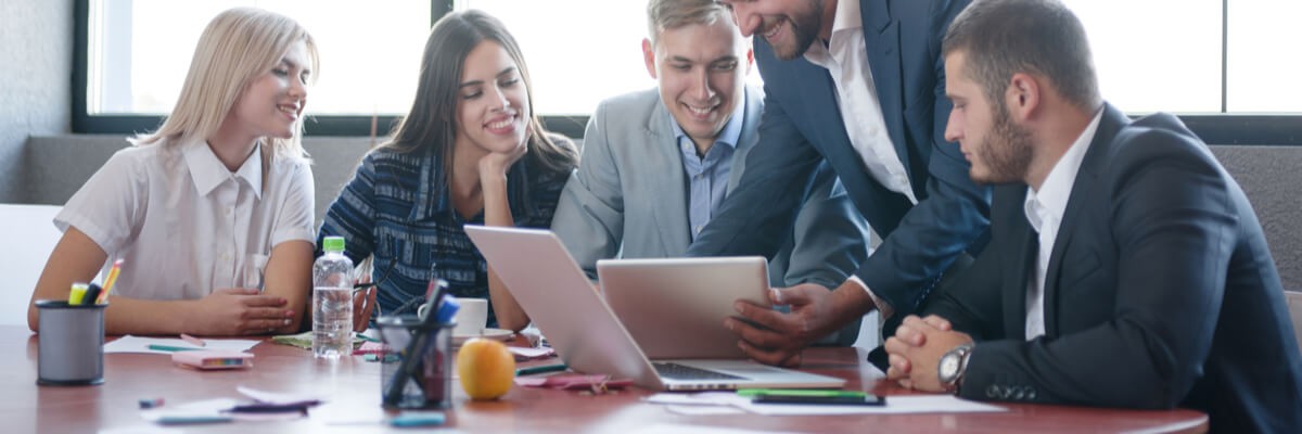 Office 365 Updates Team meets to have a discussion using various Office 365 applications