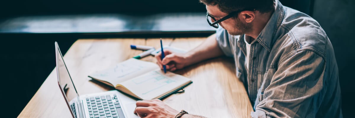 Financial Services Company Improves Device Management With Insight Man working on computer