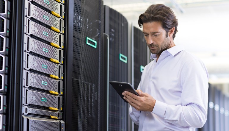 Let's make storage smarter Data center architect reviews data in modern data center
