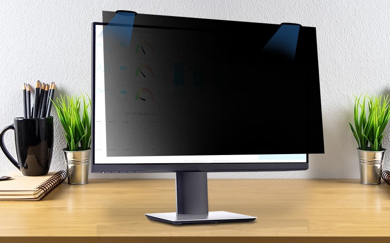 Monitor with 3M filter