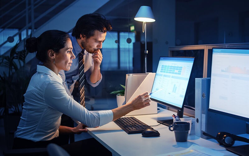 Accessories that make an impact Teammates working together at the office