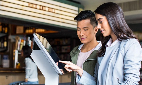 google-chromeos-kiosk-signage-lifestyle