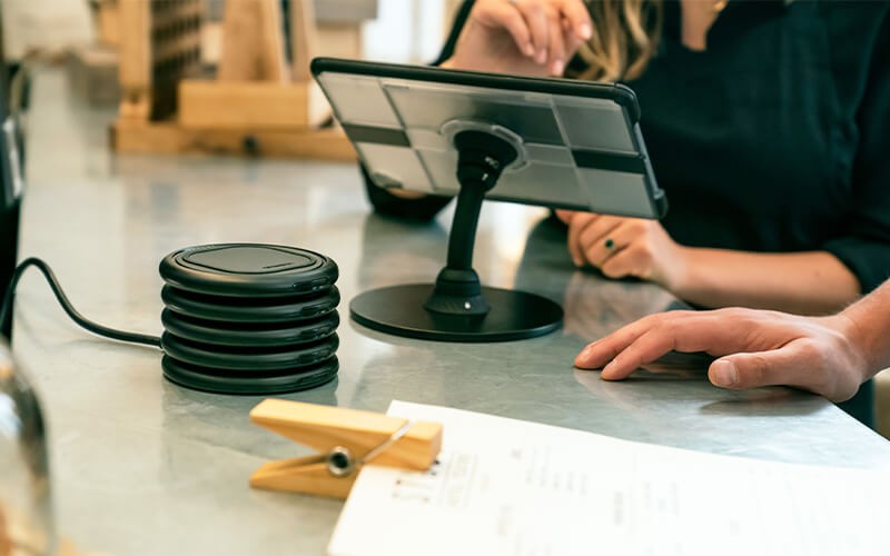 OtterBox uniVERSE 2.0