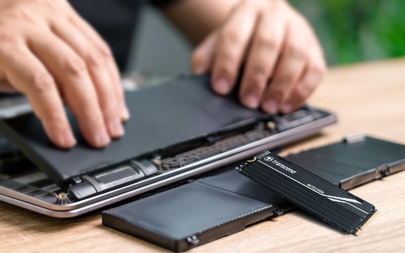 Person adding Internal SSDs